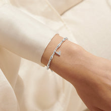 Load image into Gallery viewer, Joma Life's A Charm '18th Birthday' Bracelet