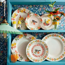 Load image into Gallery viewer, Emma Bridgewater Wild Daffodils Medium Dinner Plate, 8.5 Inch