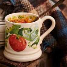 Load image into Gallery viewer, Emma Bridgewater Pumpkins 1/2 Pint Mug