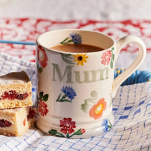 Load image into Gallery viewer, Emma Bridgewater Poppies & Pinks Mum 1/2 Pint Mug