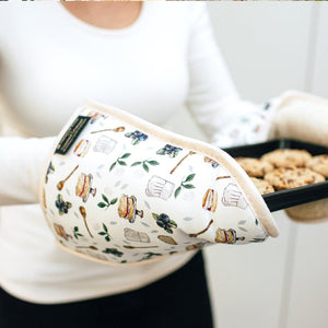 Toasted Crumpet It’s Cake Time (Pure) Cotton Double Oven Glove