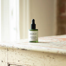 Load image into Gallery viewer, Raspberry Seed Illuminating Face Oil 15 ML
with Apricot & Rosehip