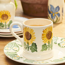 Load image into Gallery viewer, Emma Bridgewater Sunflower 1/2 Pint Mug