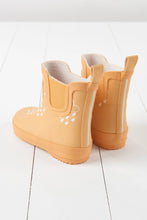 Load image into Gallery viewer, Grass & Air Peach Shortie Colour-Changing Kids Wellies / UK Sizes 4-9 Infant