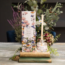 Load image into Gallery viewer, Toasted Crumpet Elderflower & Pear Presse Diffuser