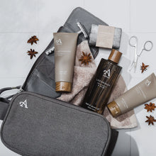 Load image into Gallery viewer, Arran Lochranza Mens Wash Bag