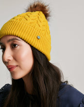 Load image into Gallery viewer, Joules Elena Cable Knit Hat / Antique Gold