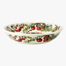 Load image into Gallery viewer, Emma Bridgewater Vegetable Garden Tomatoes Medium Pasta Bowl