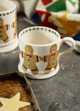 Load image into Gallery viewer, Emma Bridgewater Gingerbread Small Mug

