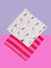 Load image into Gallery viewer, Blade &amp; Rose Peter Rabbit™ Love Summer Muslin Squares
