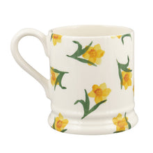 Load image into Gallery viewer, Emma Bridgewater Windblown Daffodils Mummy 1/2 Pint Mug
