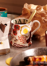 Load image into Gallery viewer, Emma Bridgewater Breakfast Dad 1/2 Pint Mug
