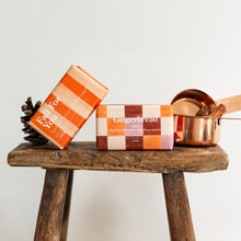 Load image into Gallery viewer, Toasted Crumpet ‘Floh’ Fall For You Luxury Soap
