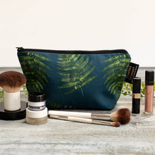 Load image into Gallery viewer, Toasted Crumpet Fern Noir Make Up Bag
