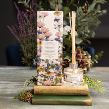 Load image into Gallery viewer, Toasted Crumpet Elderflower &amp; Pear Presse Diffuser
