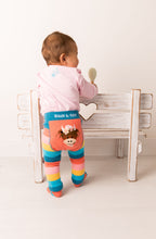 Load image into Gallery viewer, Blade &amp; Rose Bonnie Highland Cow Leggings / 0-2 Years
