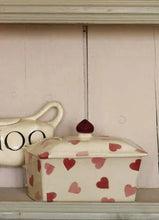 Load image into Gallery viewer, Emma Bridgewater Pink Hearts Small Butter Dish
