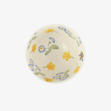 Load image into Gallery viewer, Emma Bridgewater Buttercup &amp; Daisies Small Old Bowl
